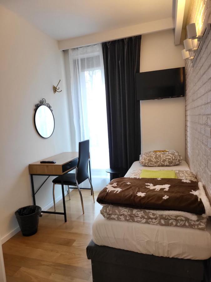 Amber Hostel Szlak Kraków Exteriör bild
