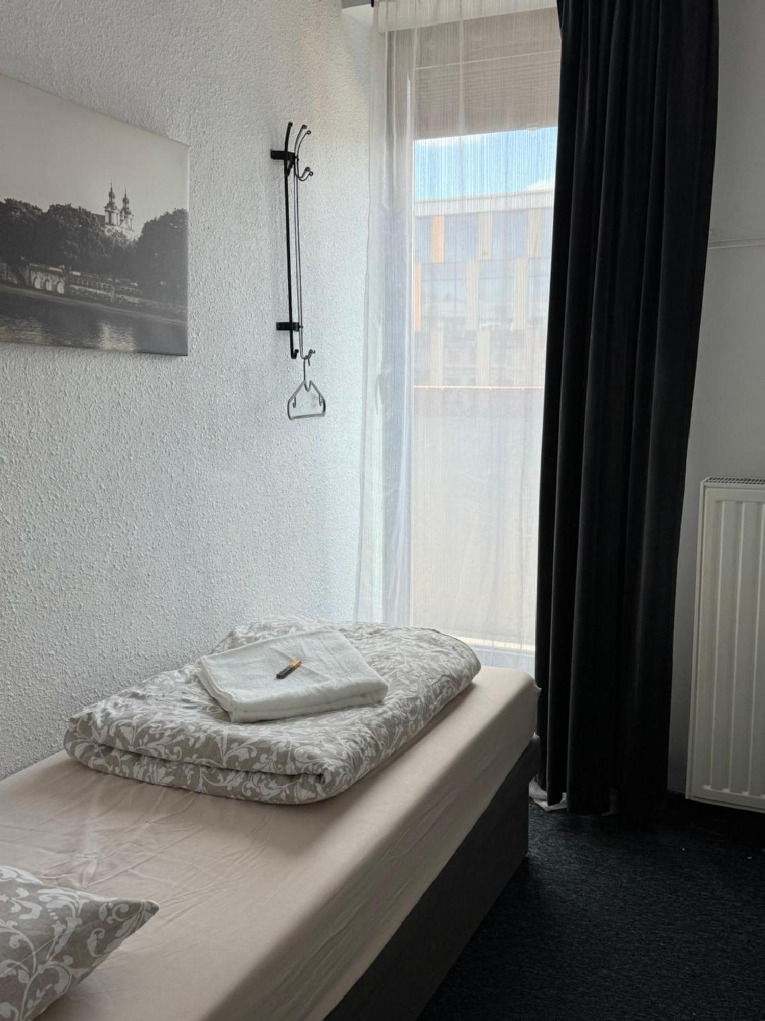 Amber Hostel Szlak Kraków Exteriör bild